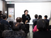 유성시니어클럽 사무실 이전 현판 제막식